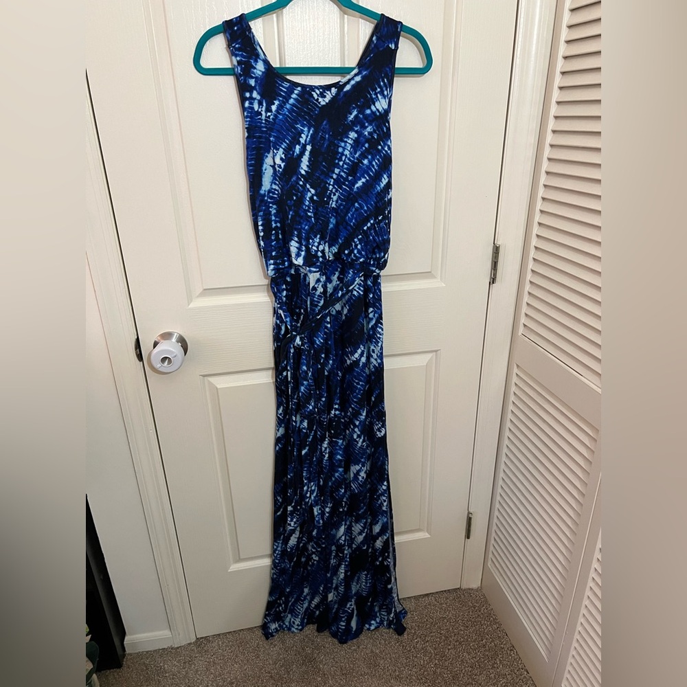 Blue Tie-Dye Maxi Dress